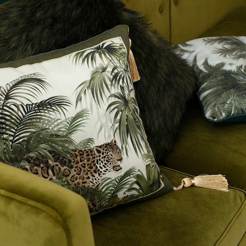 Coussin Jungle Léopard Pompom Déco-exotique.fr