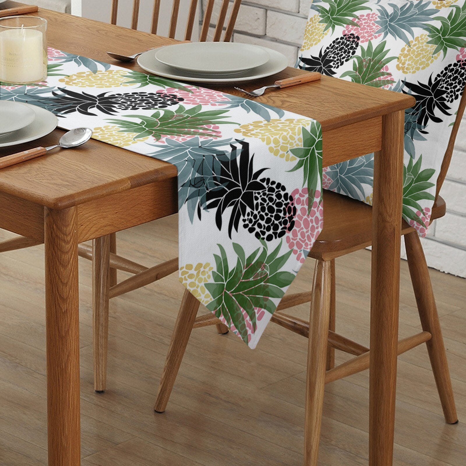 Chemin de table Tropical Ananas Déco-exotique.fr